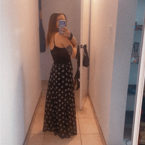 Meet your Posher, Ronni - Picture 2 of 3